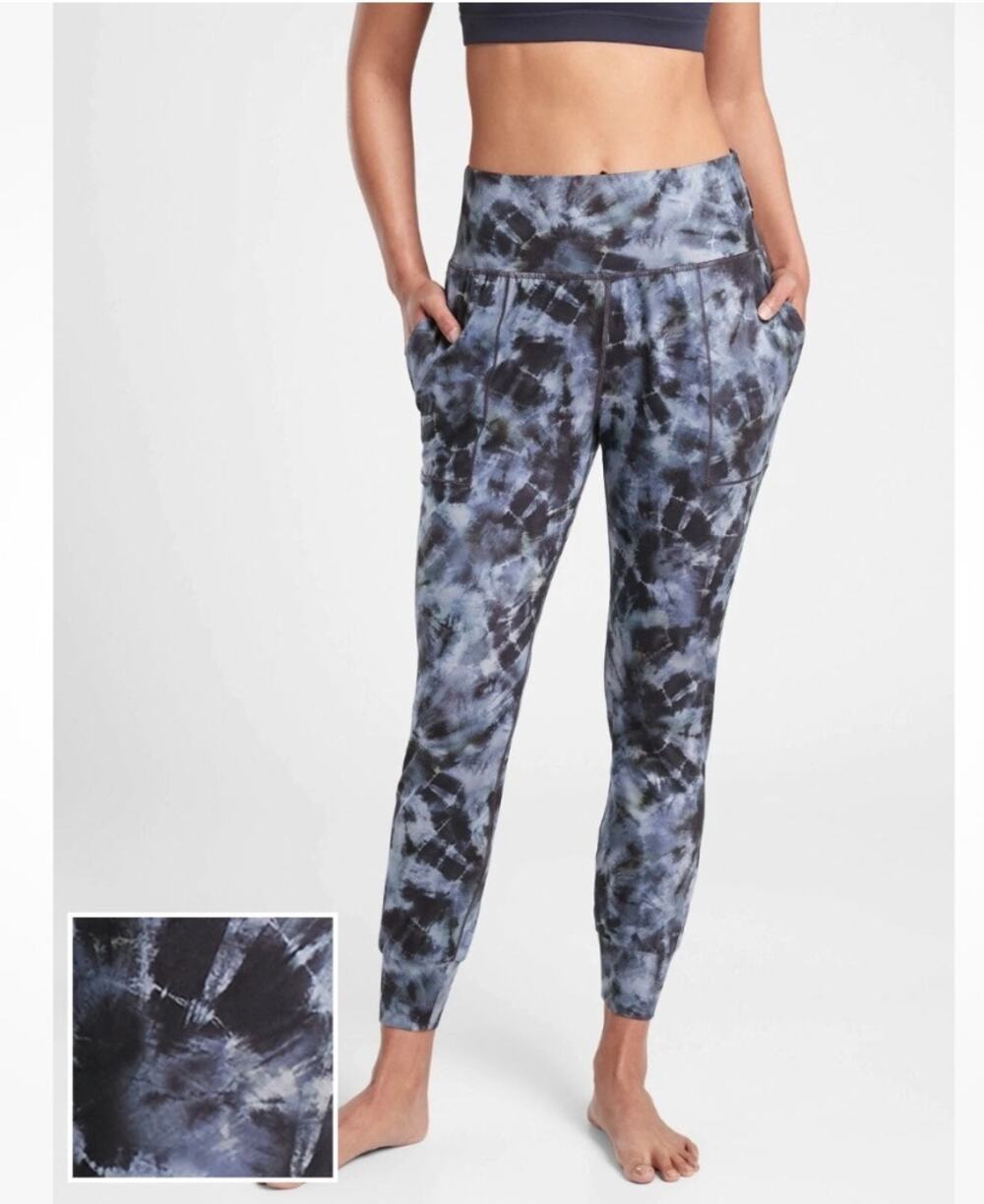 Athleta Salutation Printed Jogger Medium Calypso Navy Tie Dye High Rise Pants